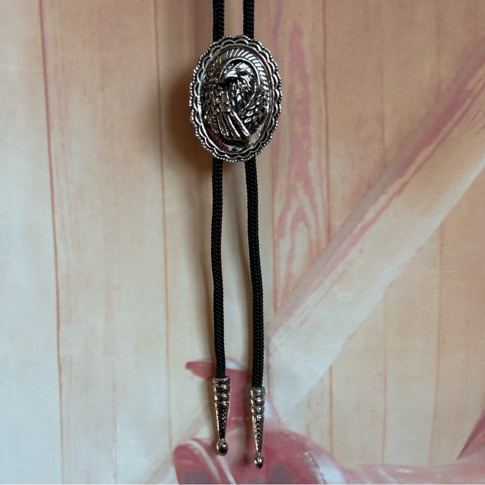 Vintage Western Eagle Bolo Tie – Late 1970s/80s